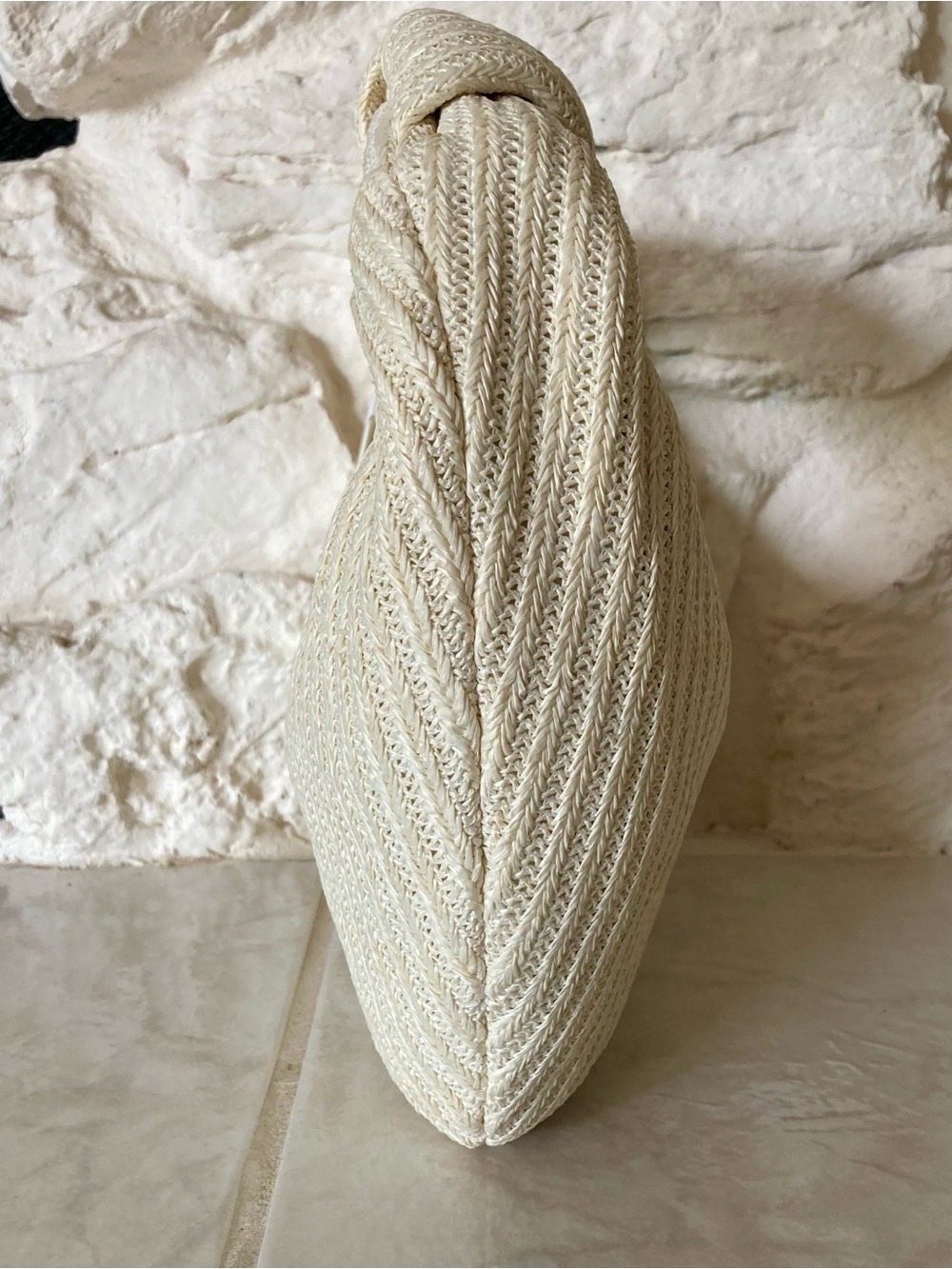 NWT Urban Expressions Knitted Straw Mini Hobo Bag in Winter White - Picture 6 of 11